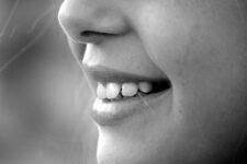 تفسير رؤية الأسنان في المنام لابن سيرين